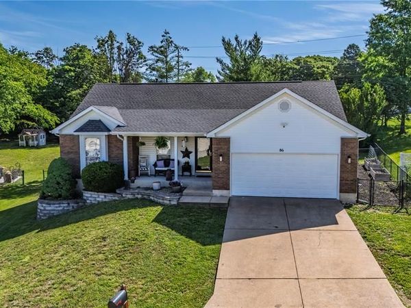 86 Adventura Drive, Festus, MO 63028