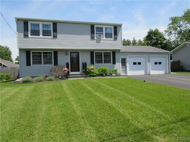 412 Stillwell Circle , DeWitt, NY 13057