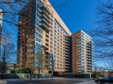 2001 15TH STREET N, Unit 623, ARLINGTON, VA 22201
