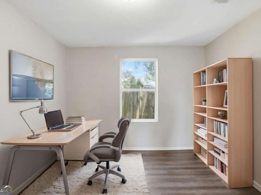 Property Image 6