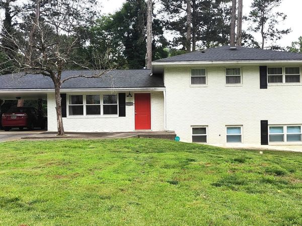2752 Arrowood Drive, Unit UPSTAIRS, East Point, GA 30344