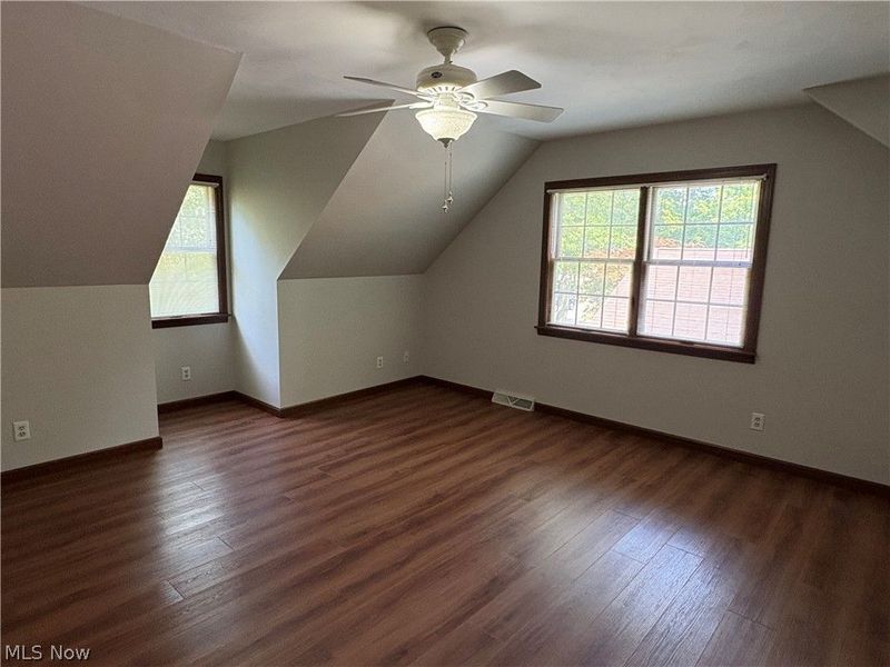 133 Southdale Boulevard, Cortland, OH 44410 Photo 22