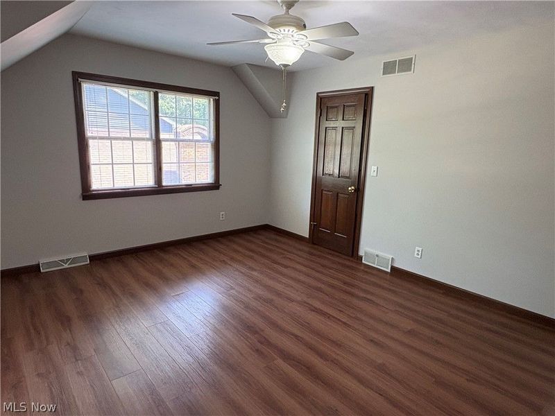 133 Southdale Boulevard, Cortland, OH 44410 Photo 23