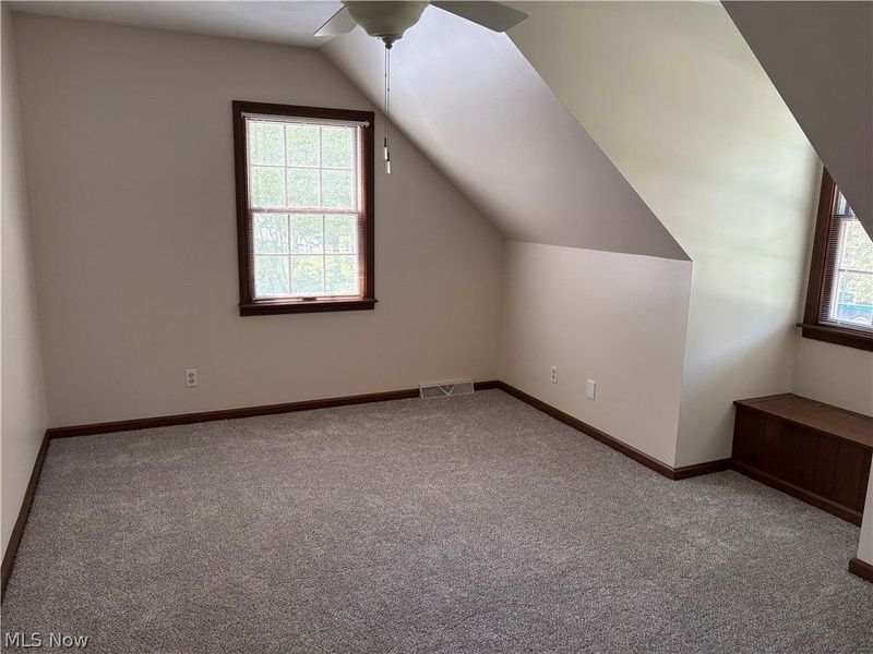 133 Southdale Boulevard, Cortland, OH 44410 Photo 28