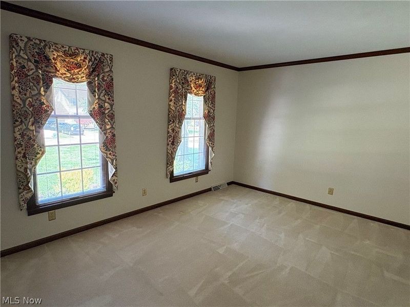 133 Southdale Boulevard, Cortland, OH 44410 Photo 5