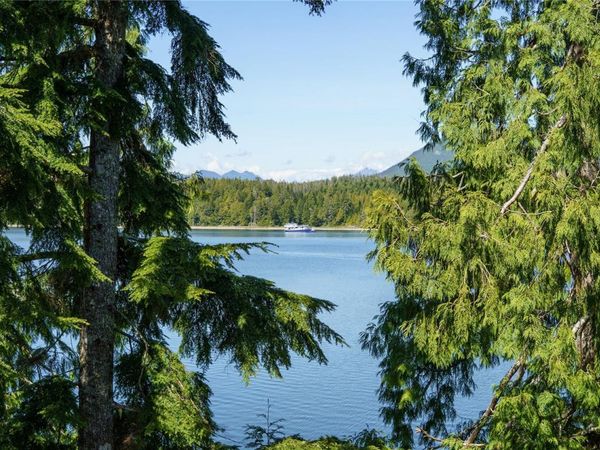 1971 HARBOUR Dr , Unit #607, Ucluelet, BC V0R 3A0