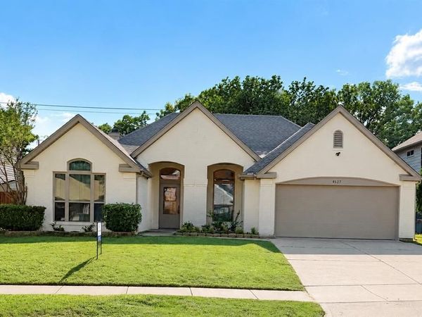 4527 Wescott Drive , Grand Prairie, TX 75052