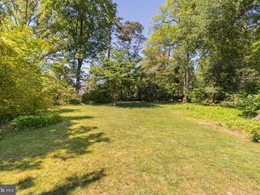 2101 WOODMONT ROAD , ALEXANDRIA, VA 22307