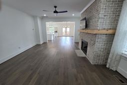 2212 Park Street  photo 4