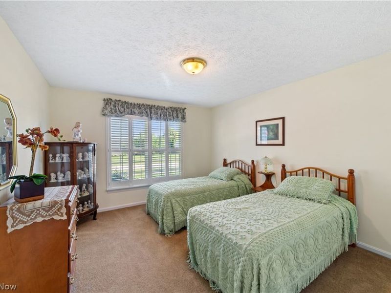 38323 Springdale Drive, North Ridgeville, OH 44039 Photo 17