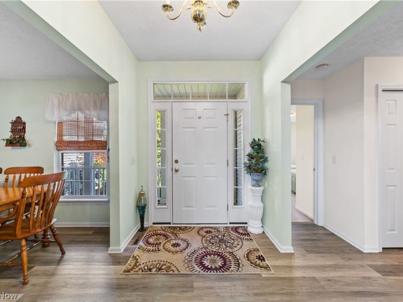 38323 Springdale Drive, North Ridgeville, OH 44039 Photo 6