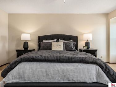 12727 W Dodge Road, Unit 371A, Omaha, NE 68154