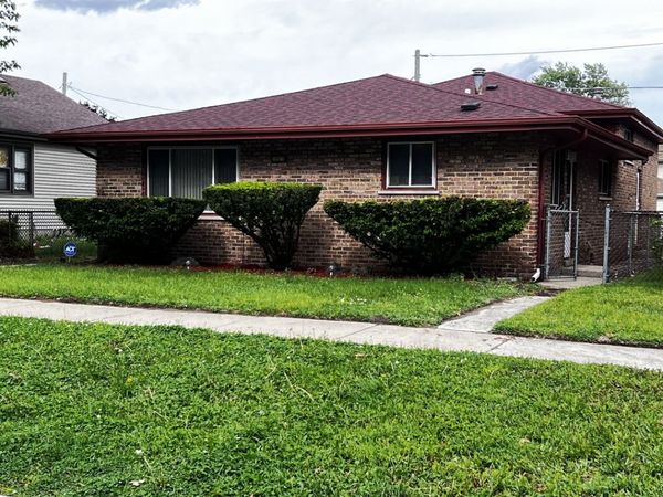 741 Buffalo Avenue , Calumet City, IL 60409