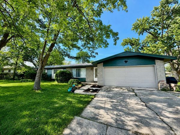 2423 Otsego Drive, Fort Wayne, IN 46825