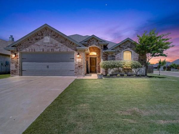 1641 Town Creek Circle, Weatherford, TX 76086