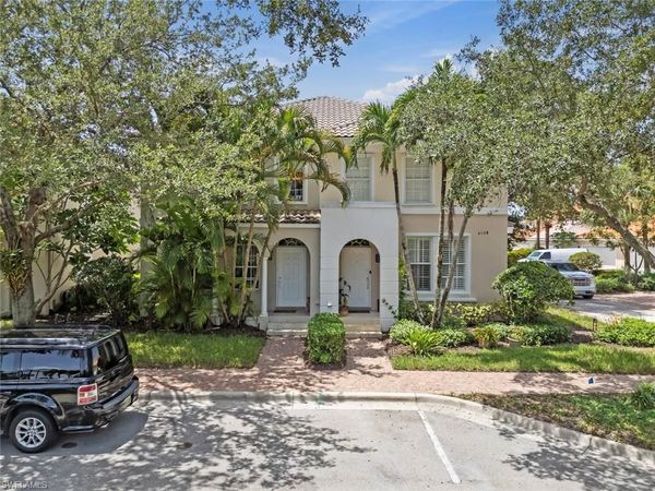 6112 Towncenter CIR, NAPLES, FL 34119