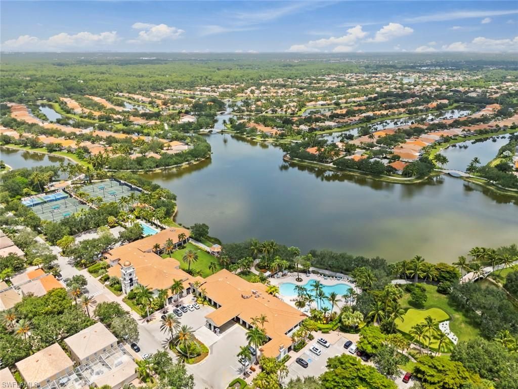 6112 Towncenter Cir, Naples, FL 34119 Photo