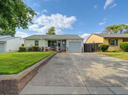 6039 Mcmahon Dr, Sacramento, CA 95824 Photo
