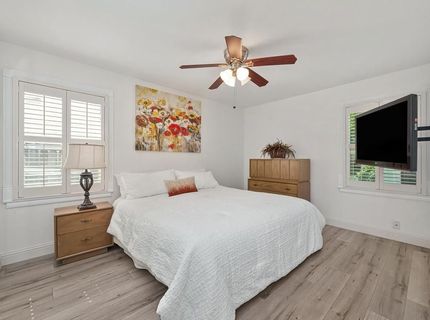 6039 Mcmahon Dr, Sacramento, CA 95824 Photo