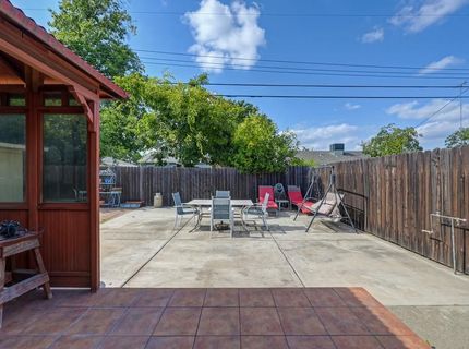 6039 Mcmahon Dr, Sacramento, CA 95824 Photo