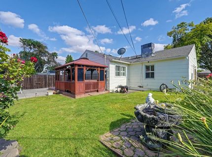 6039 Mcmahon Dr, Sacramento, CA 95824 Photo