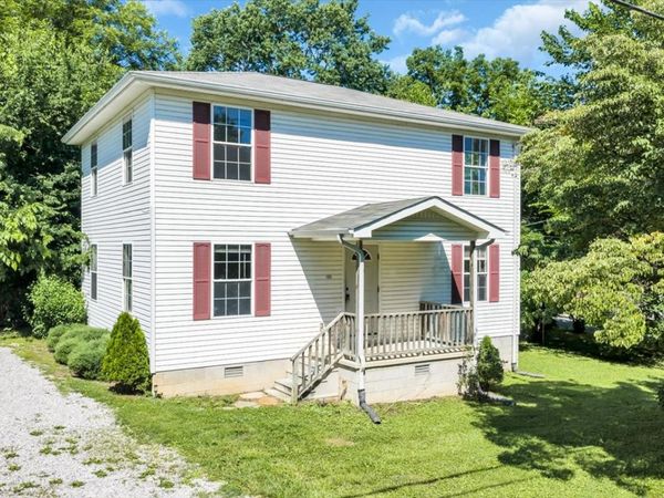 105 Lillian St , McMinnville, TN 37110