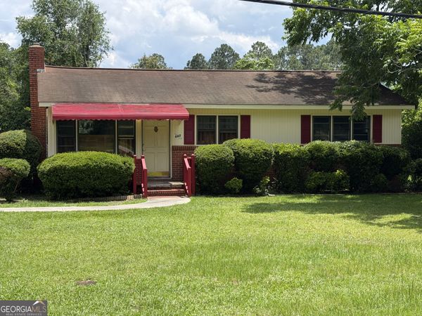 660 Friendly Way, Swainsboro, GA 30401