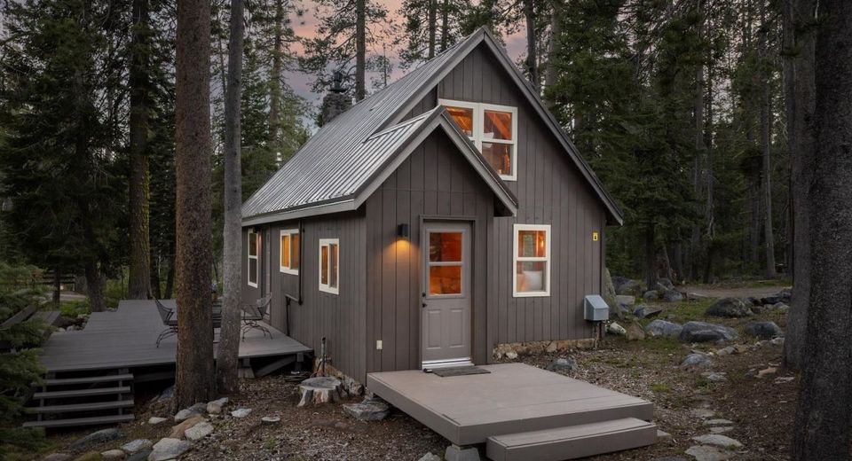 51498 Red Fir Drive, Soda Springs, CA 95728 Photo
