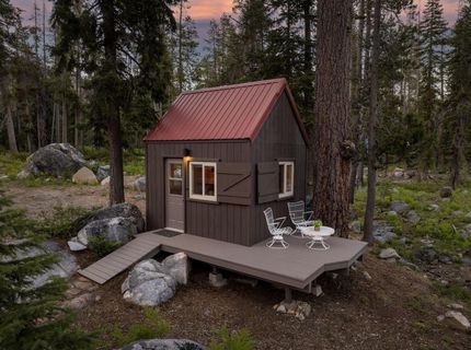 51498 Red Fir Drive, Soda Springs, CA 95728 Photo