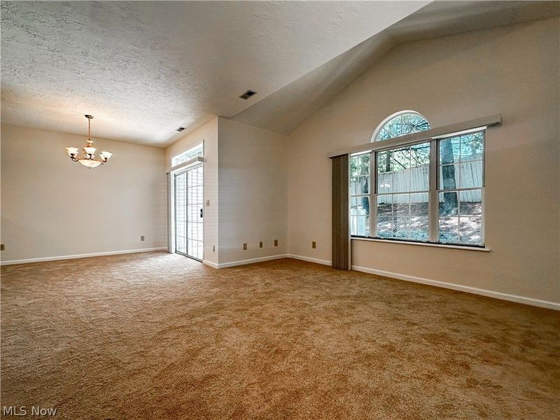 7 Woodland Chase Boulevard, Niles, OH 44446 Photo 11