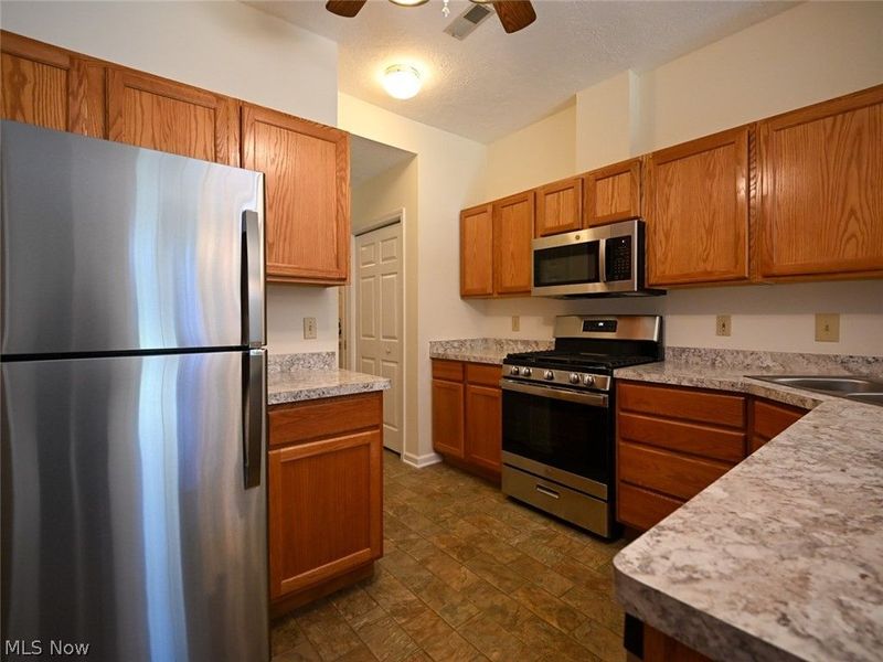 7 Woodland Chase Boulevard, Niles, OH 44446 Photo 20