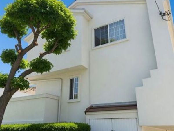 14711 S Berendo Avenue, Unit 16, Gardena, CA 90247