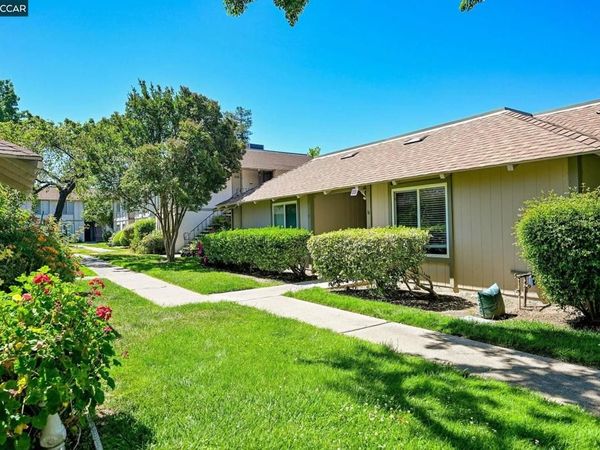 825 Oak Grove Rd , Unit 16, Concord, CA 94518