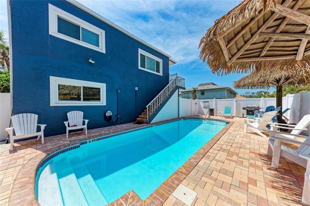 101 25th Street N, Unit 3, Bradenton Beach, FL 34217 Photo