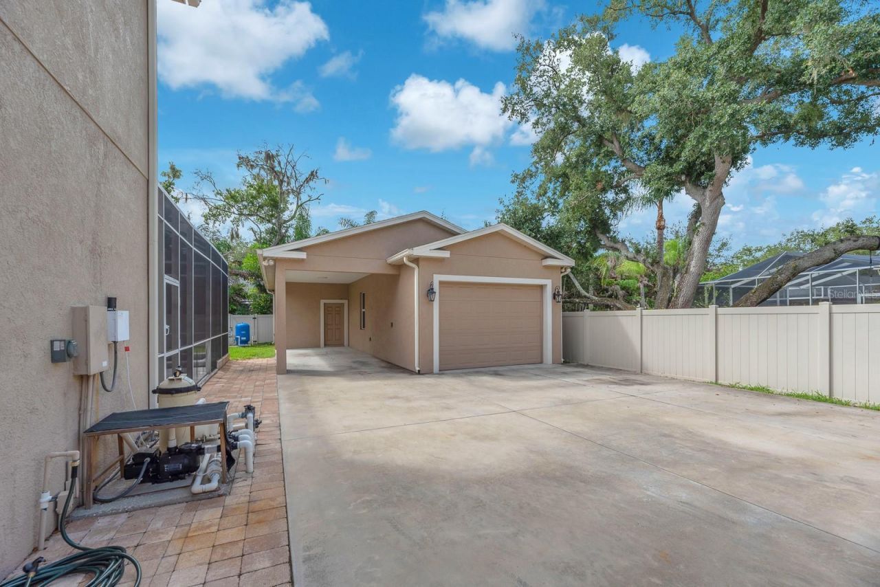 8805 Cross Landing Lane , Riverview, FL 33578 Photo