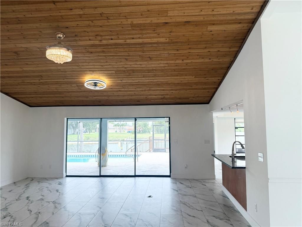 201 SW 8th St , Cape Coral, FL 33991 Photo