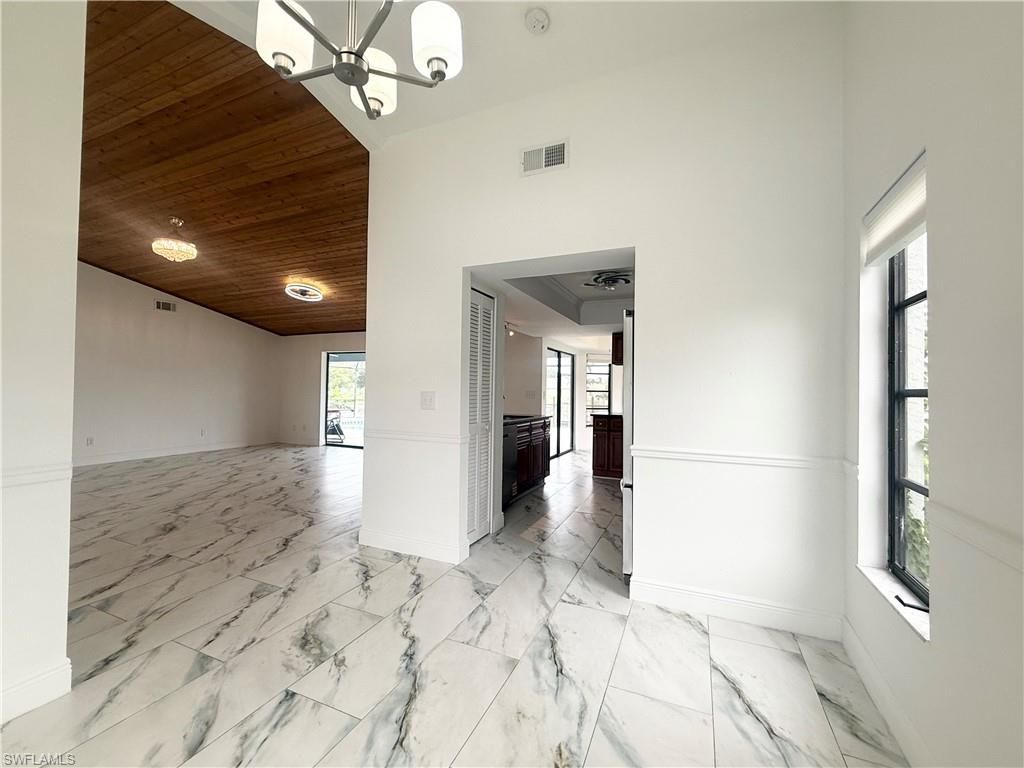201 SW 8th St , Cape Coral, FL 33991 Photo