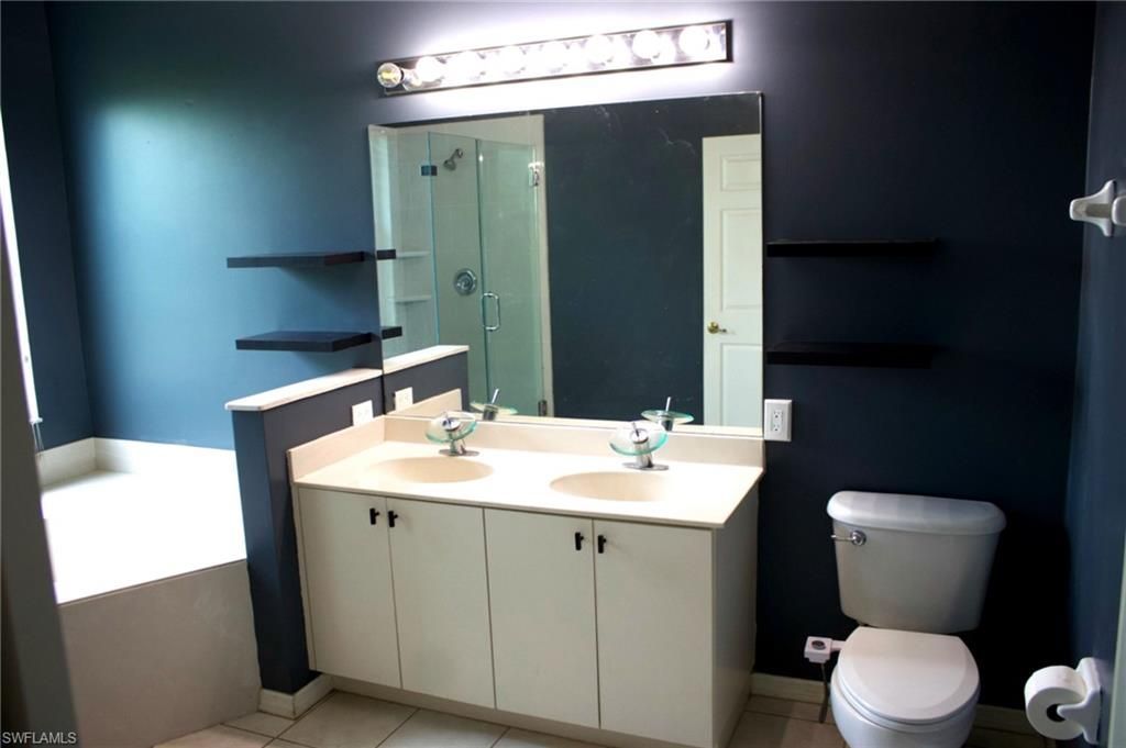4213 Liron Ave , Unit 202, Fort Myers, FL 33916 Photo