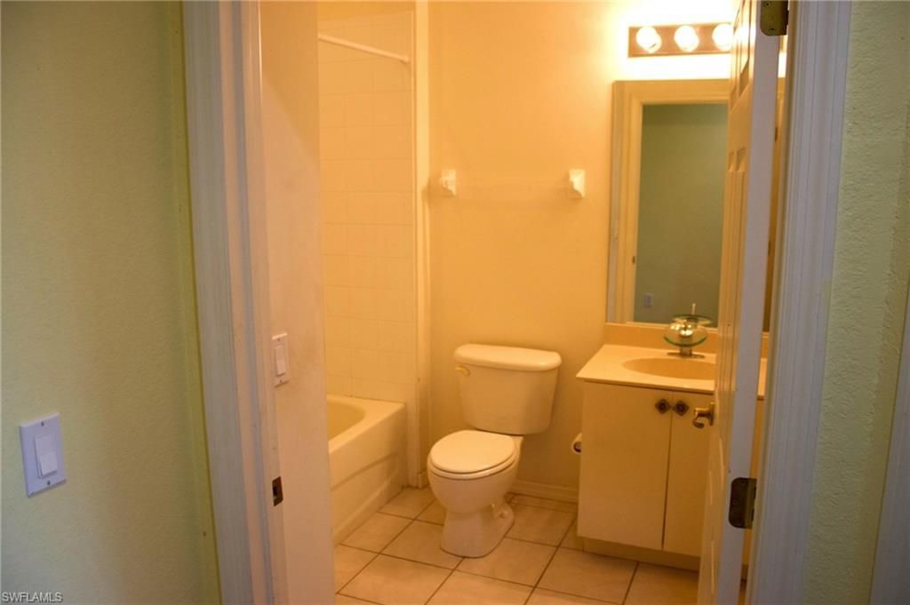 4213 Liron Ave , Unit 202, Fort Myers, FL 33916 Photo