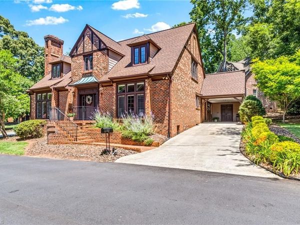 104 Candlewyck Drive, Winston-Salem, NC 27104