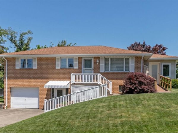 133 Stotler Dr , Delmont, PA 15626
