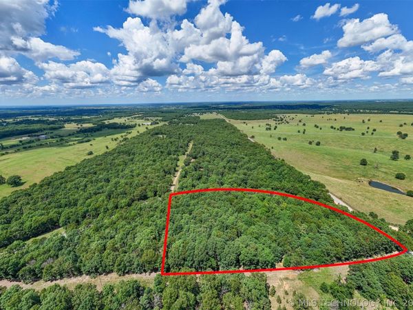 E 580 Road, Rose, OK 74364