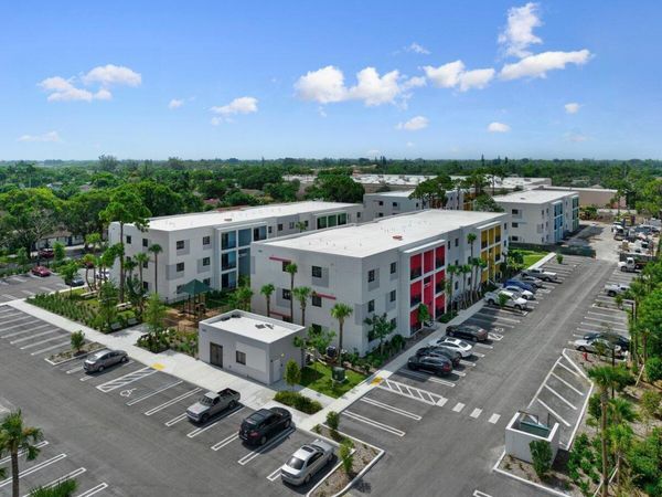 4270 Lakewood Road, Unit 308, Lake Worth Beach, FL 33461