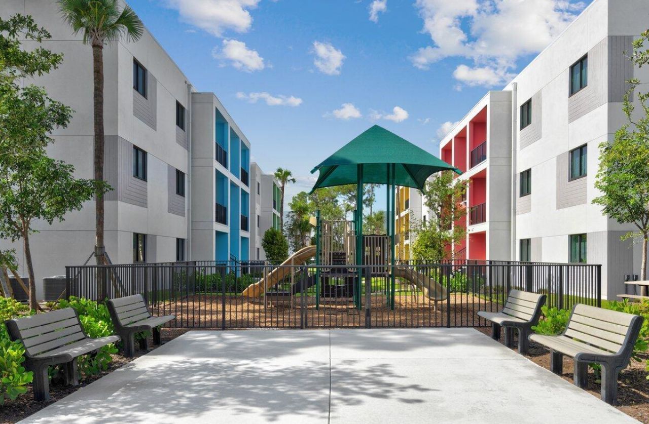 4290 Lakewood Road, Unit 107, Lake Worth Beach, FL 33461 Photo