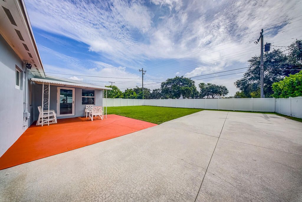 648 Eastwind Drive, North Palm Beach, FL 33408 Photo