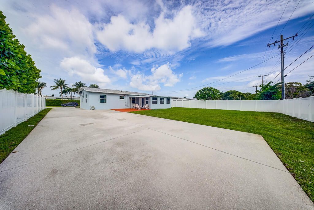 648 Eastwind Drive, North Palm Beach, FL 33408 Photo