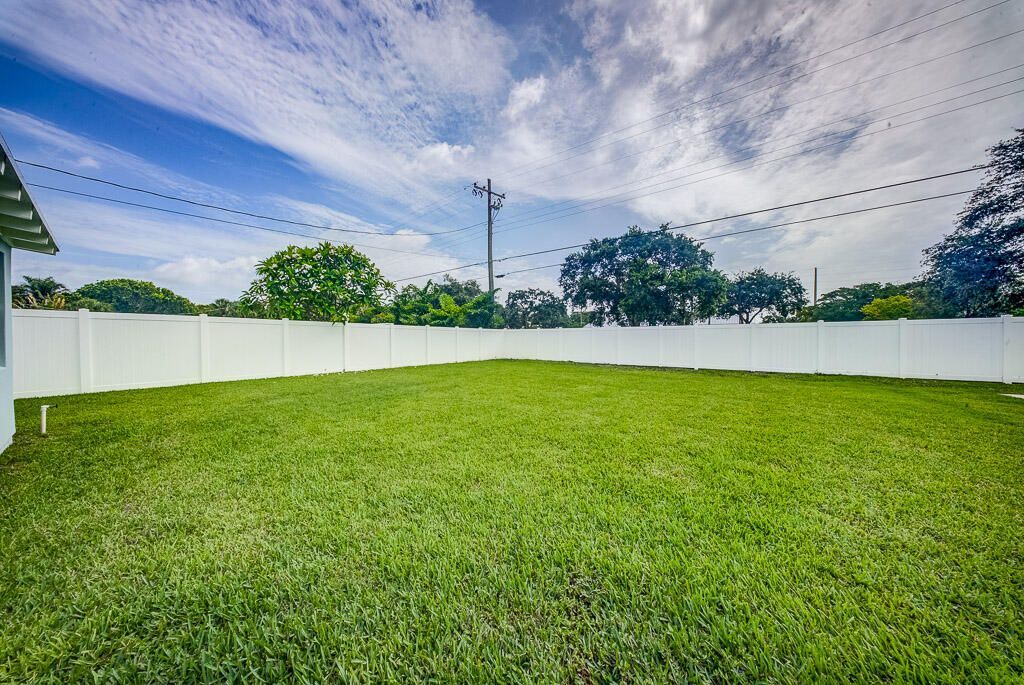 648 Eastwind Drive, North Palm Beach, FL 33408 Photo
