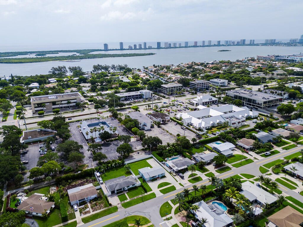 648 Eastwind Drive, North Palm Beach, FL 33408 Photo