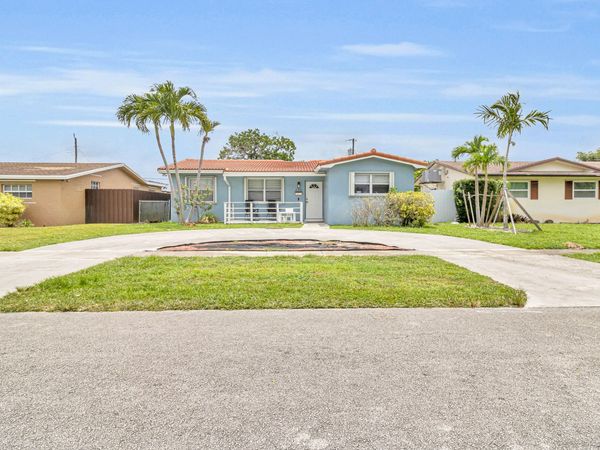 2200 N 47th Avenue, Hollywood, FL 33021