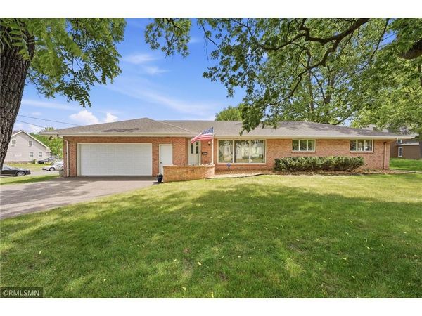 1409 Menomonie Street, Eau Claire, WI 54703